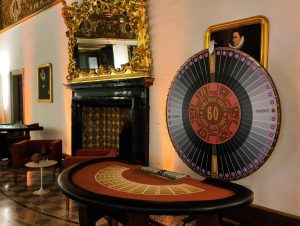 Noleggio ruota della fortuna a premi a Roma